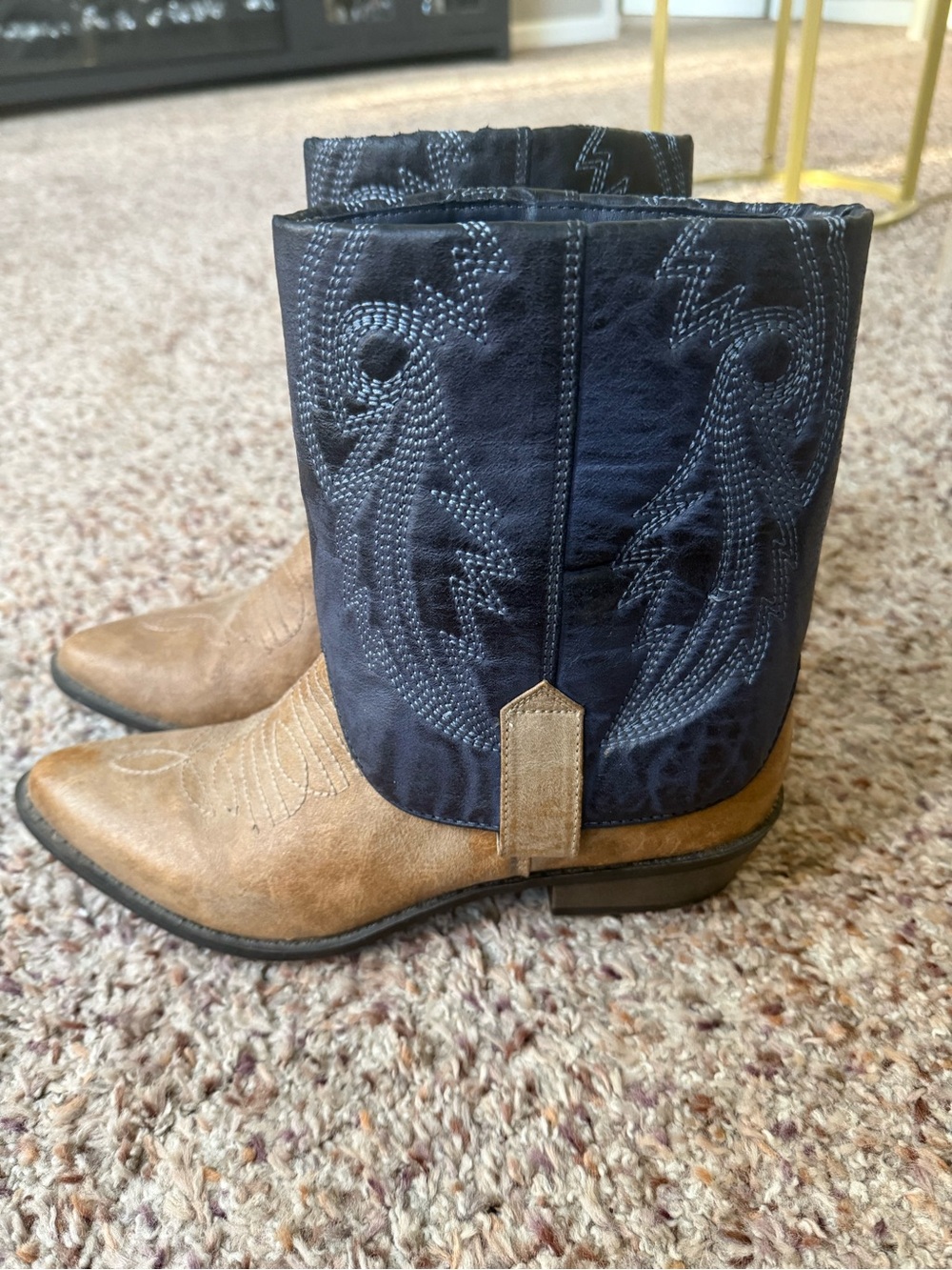 Women's Two-Tone Brown and Black Western Boots